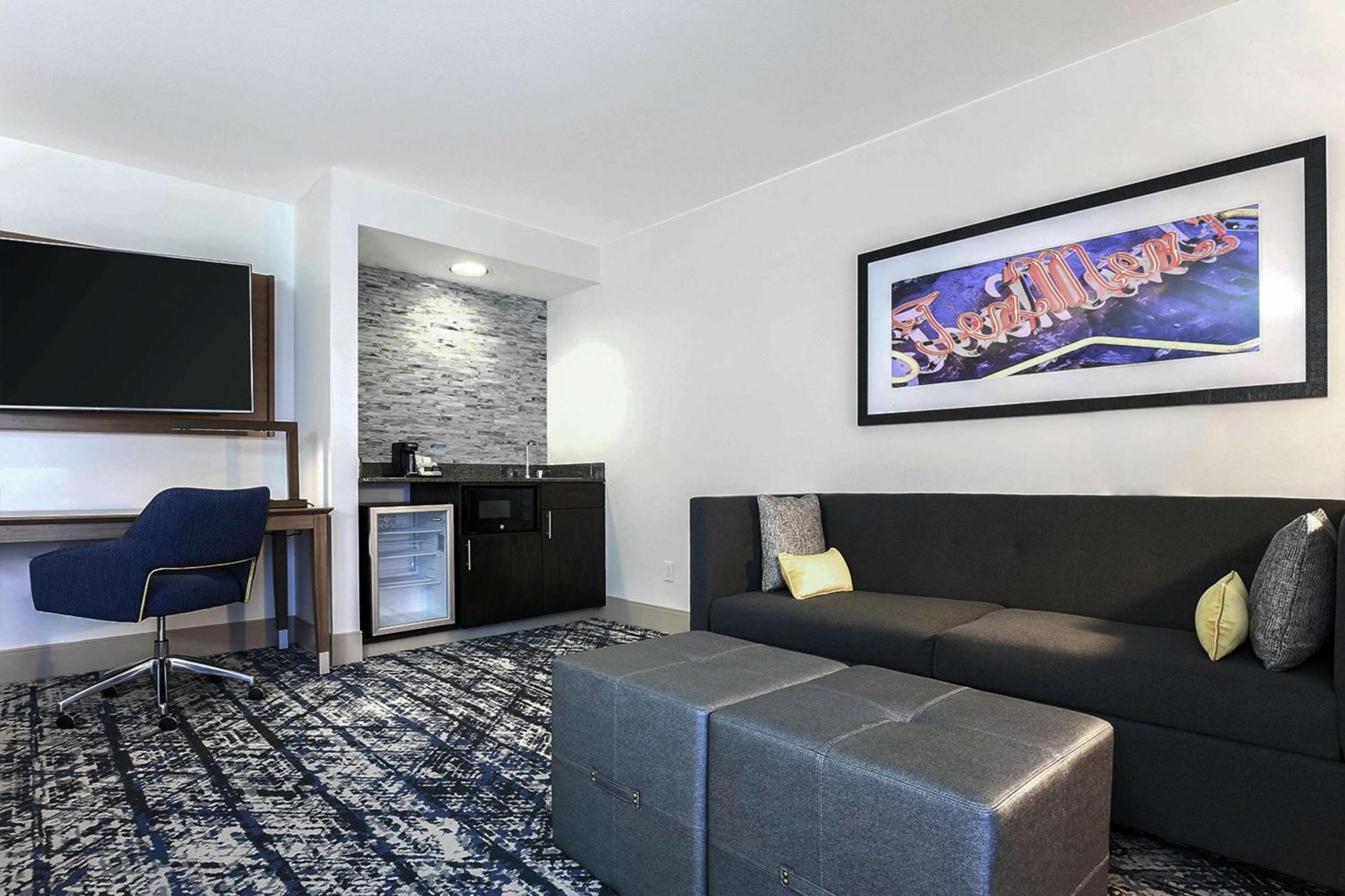 Hampton Inn & Suites Austin-Downtown/Convention Center Εξωτερικό φωτογραφία