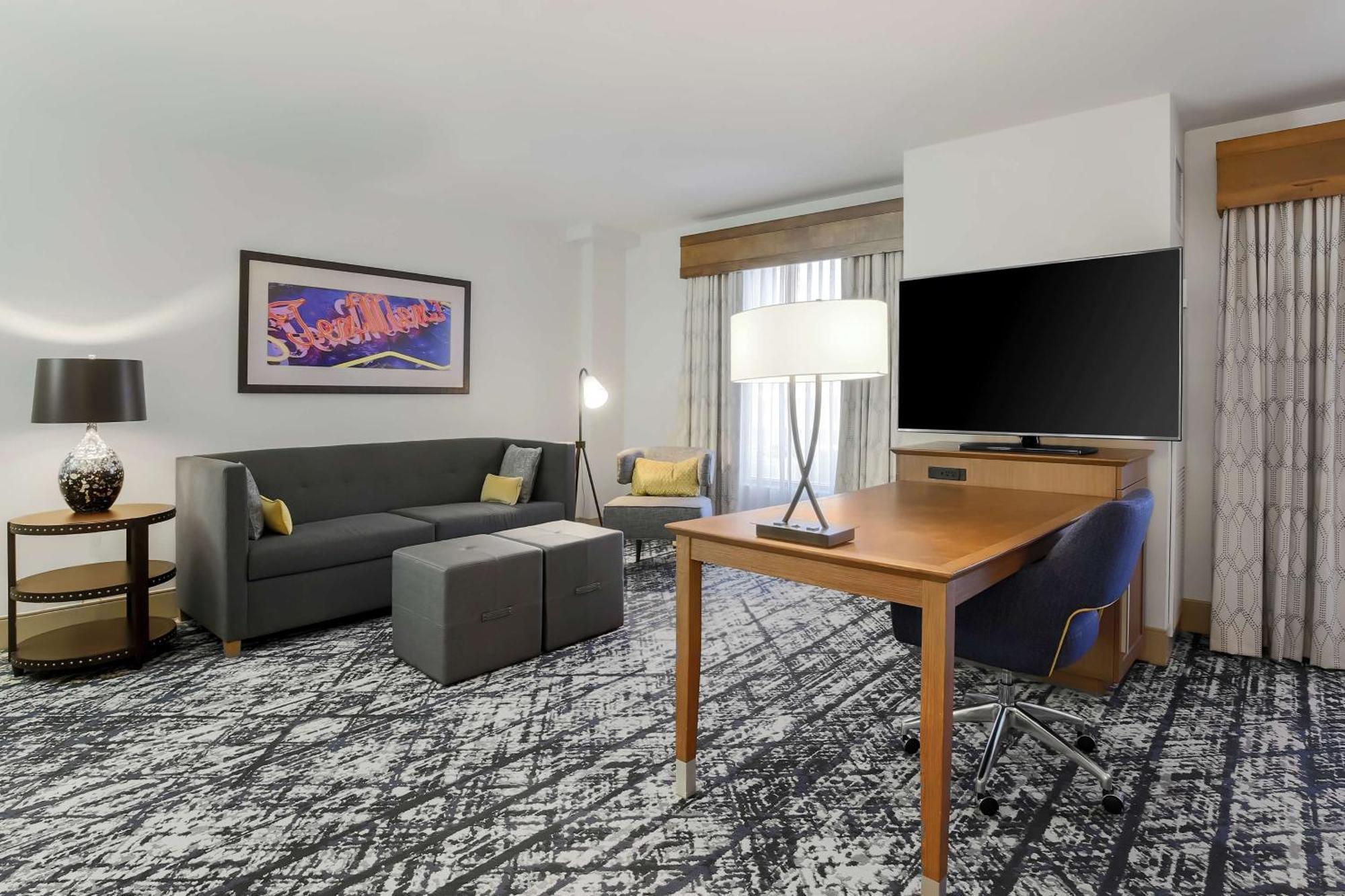 Hampton Inn & Suites Austin-Downtown/Convention Center Εξωτερικό φωτογραφία