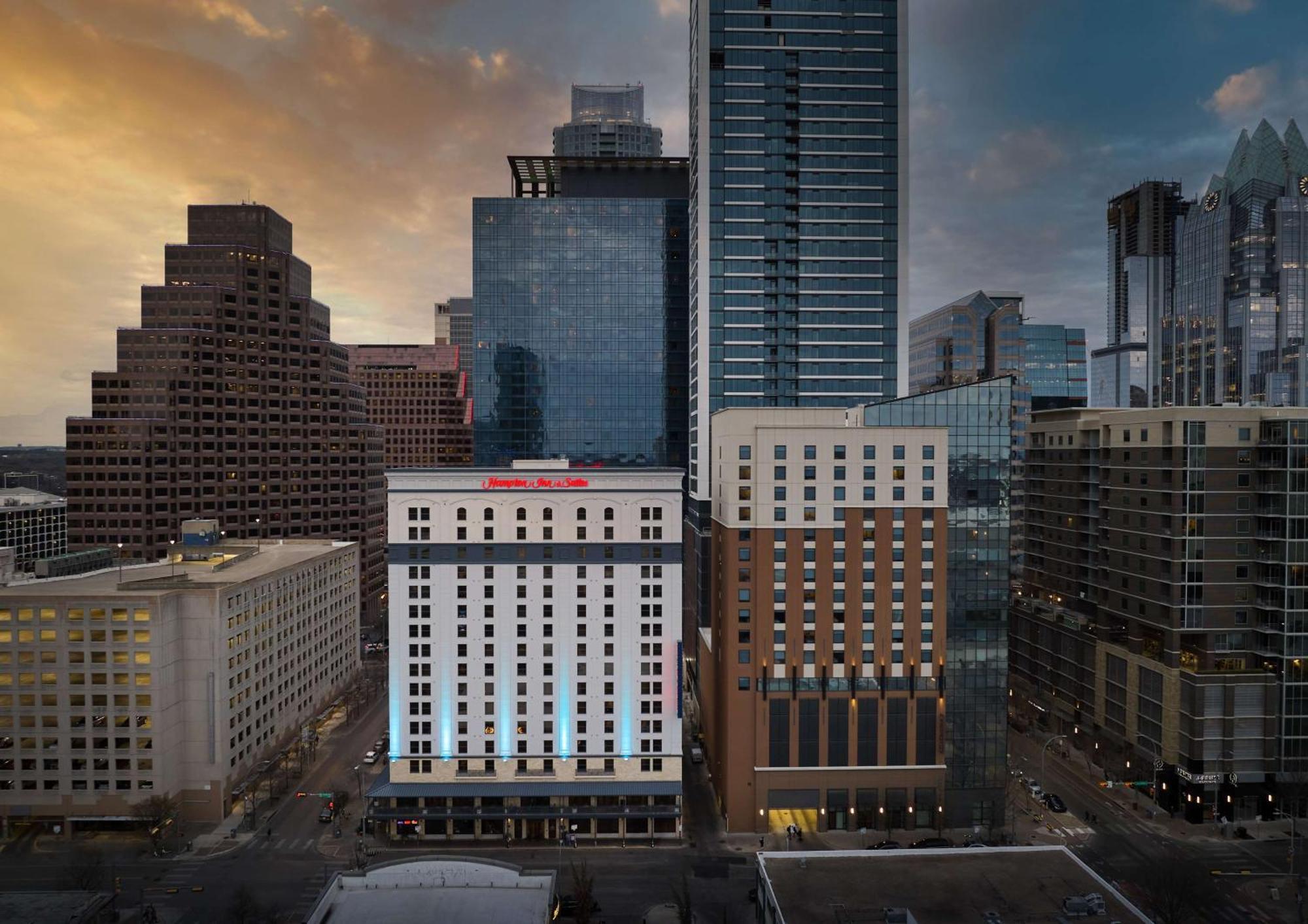 Hampton Inn & Suites Austin-Downtown/Convention Center Εξωτερικό φωτογραφία